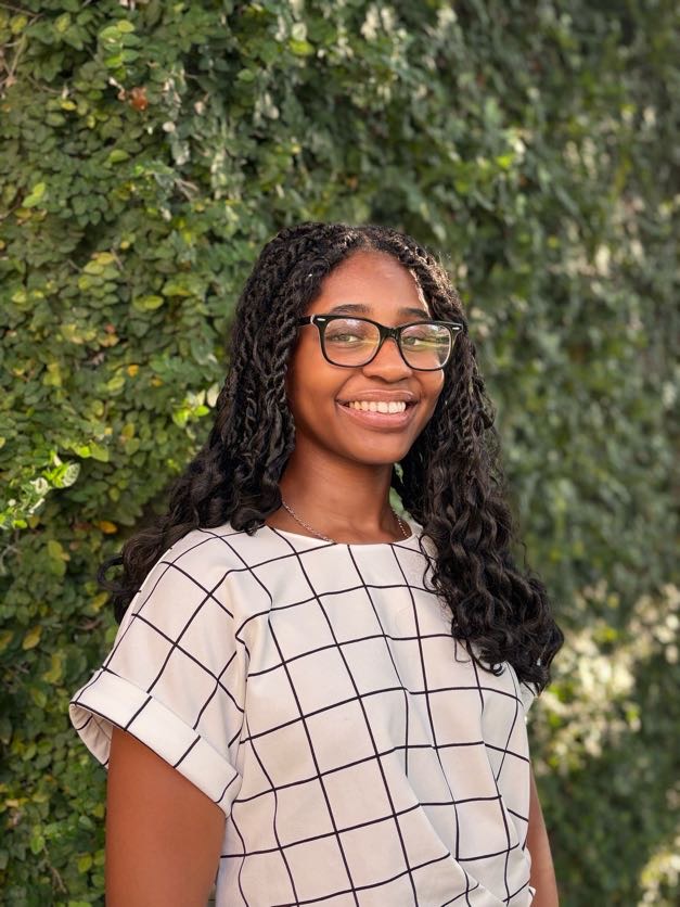Headshot Aniya Ravenell 